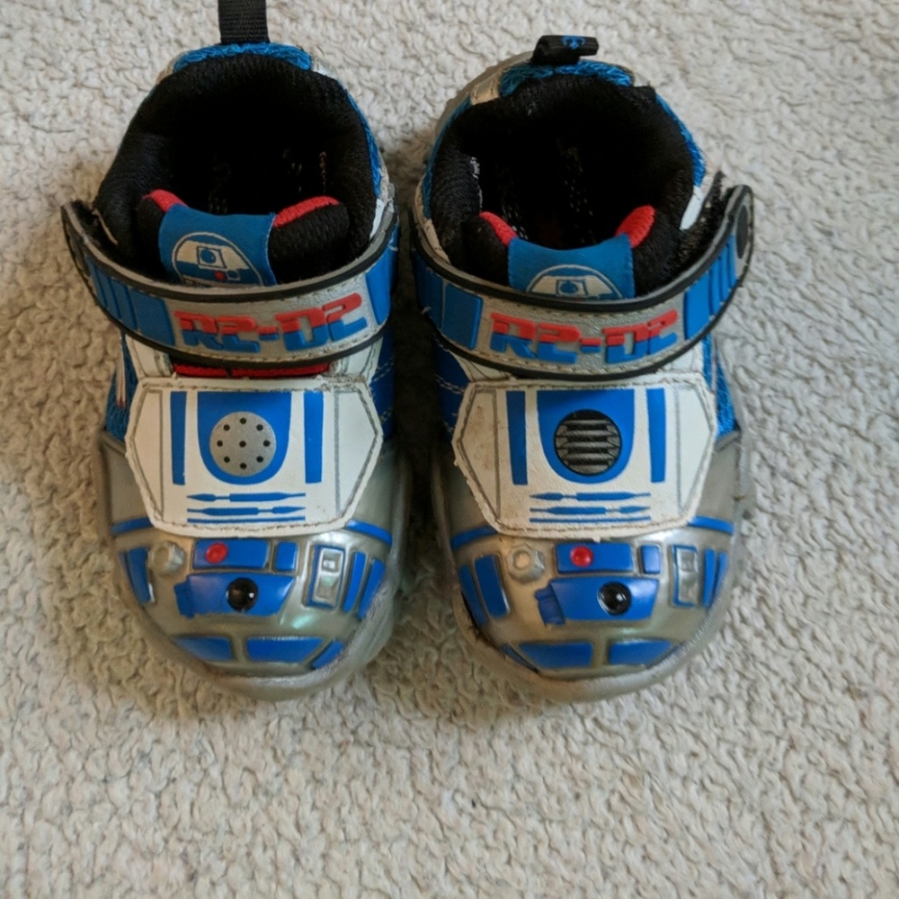 R2-D2 skechers velcro tennis shoes